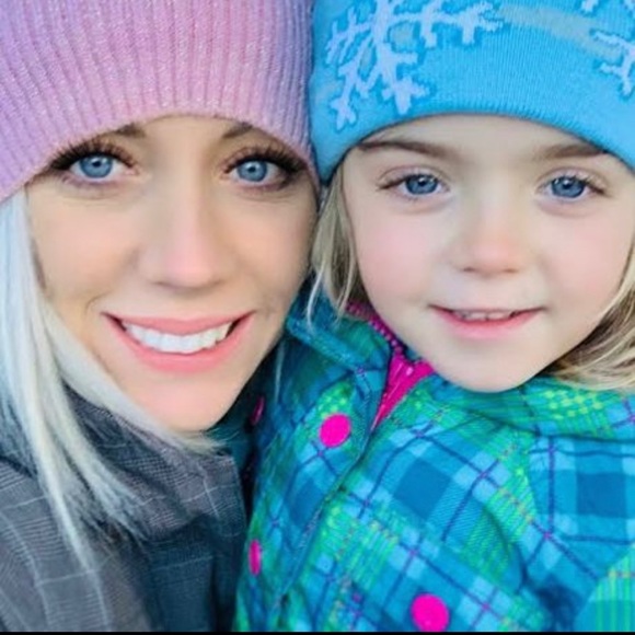 Meet your Posher, Kenzy - Picture 1 of 1